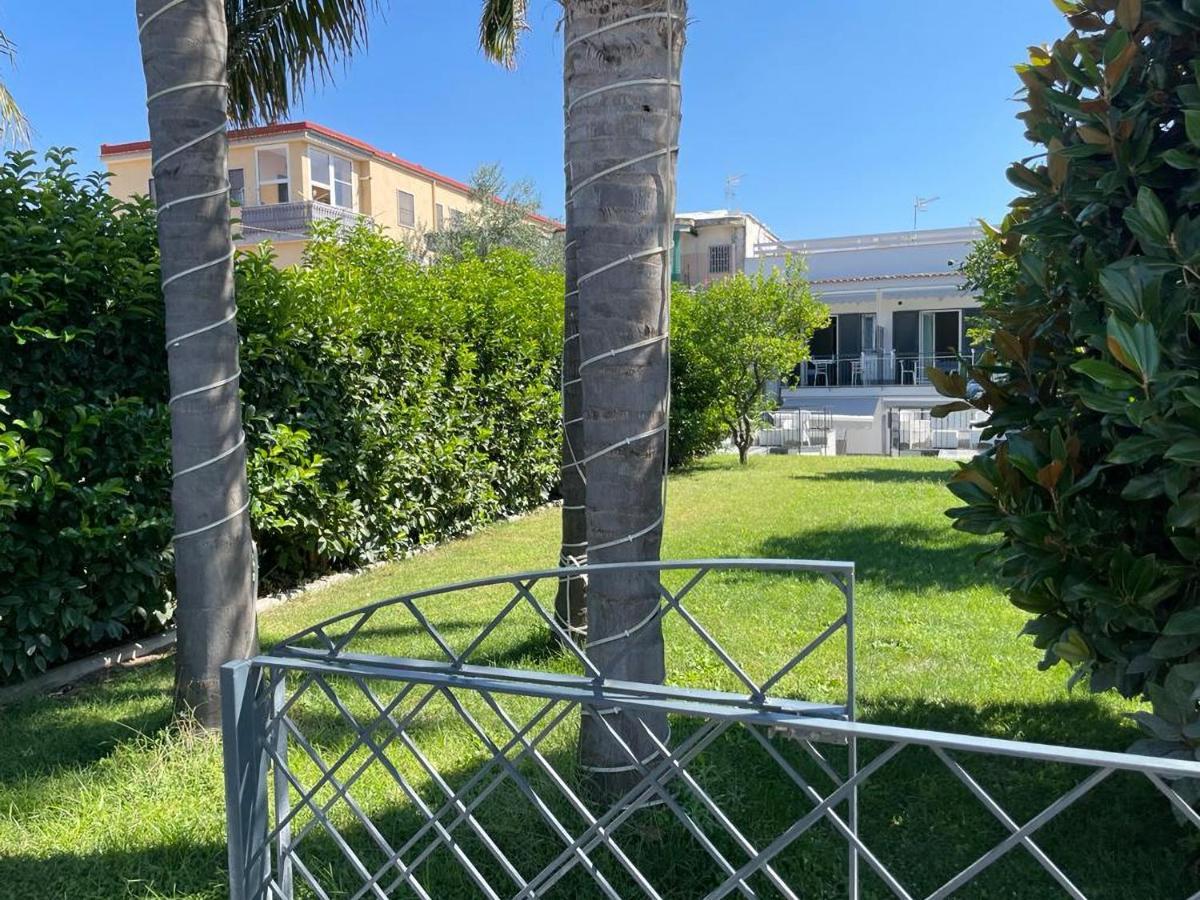 Villa Marisa Resort Castellammare di Stabia Extérieur photo